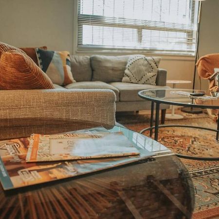 Casa Charleston-3Br-2Bath-Hot Tub-Pet Friendly-No Pet Fees! Villa Албукерке Екстериор снимка