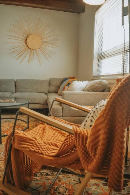 Casa Charleston-3Br-2Bath-Hot Tub-Pet Friendly-No Pet Fees! Villa Албукерке Екстериор снимка