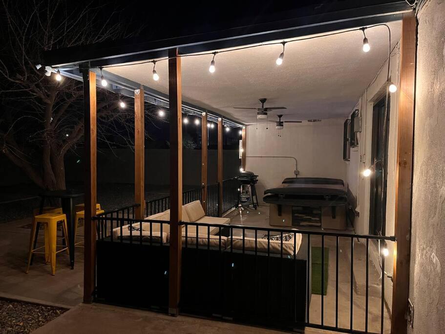 Casa Charleston-3Br-2Bath-Hot Tub-Pet Friendly-No Pet Fees! Villa Албукерке Екстериор снимка