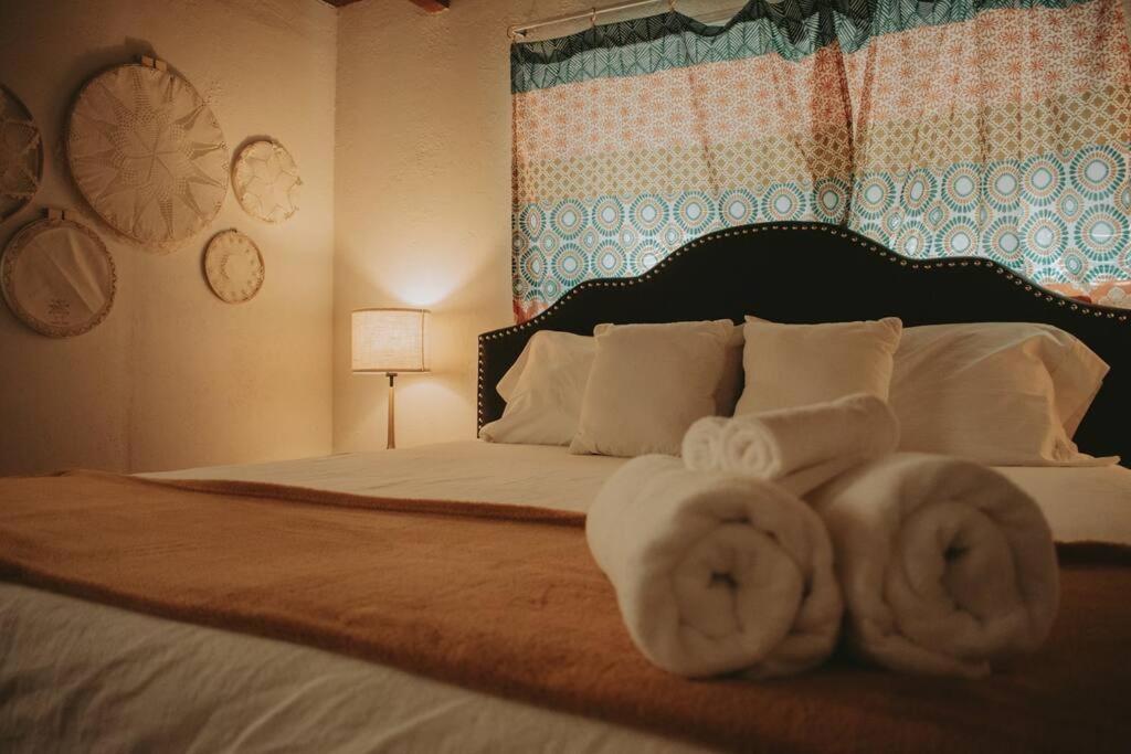 Casa Charleston-3Br-2Bath-Hot Tub-Pet Friendly-No Pet Fees! Villa Албукерке Екстериор снимка